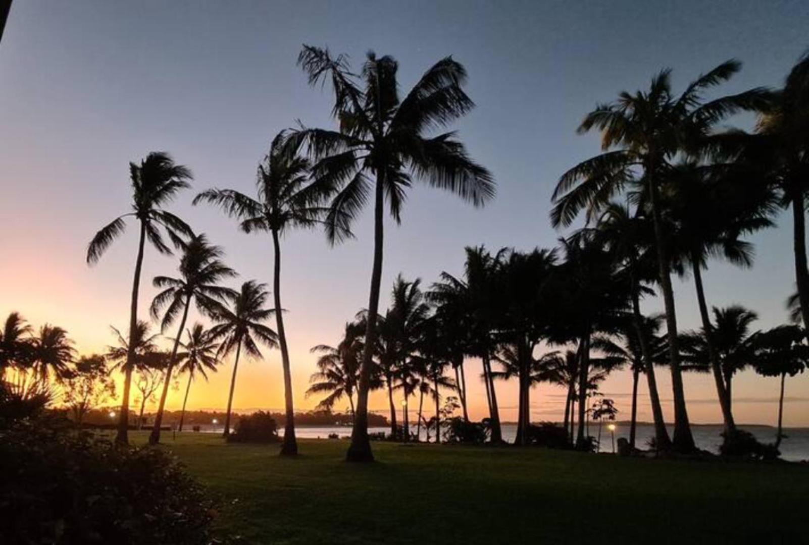 Dolphin Heads - Resort Unit - Absolute Beachfront! - Whitsunday Getaway! Mackay Buitenkant foto